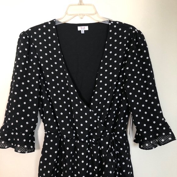 NWT Q & A Black Polka Dot Surplice Wrap Dress - Picture 4 of 8